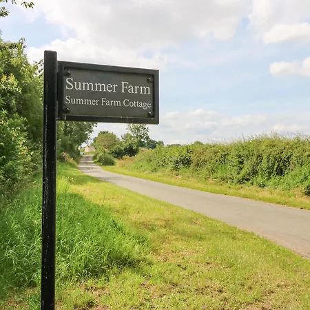 Dom wakacyjny Summer Farm *